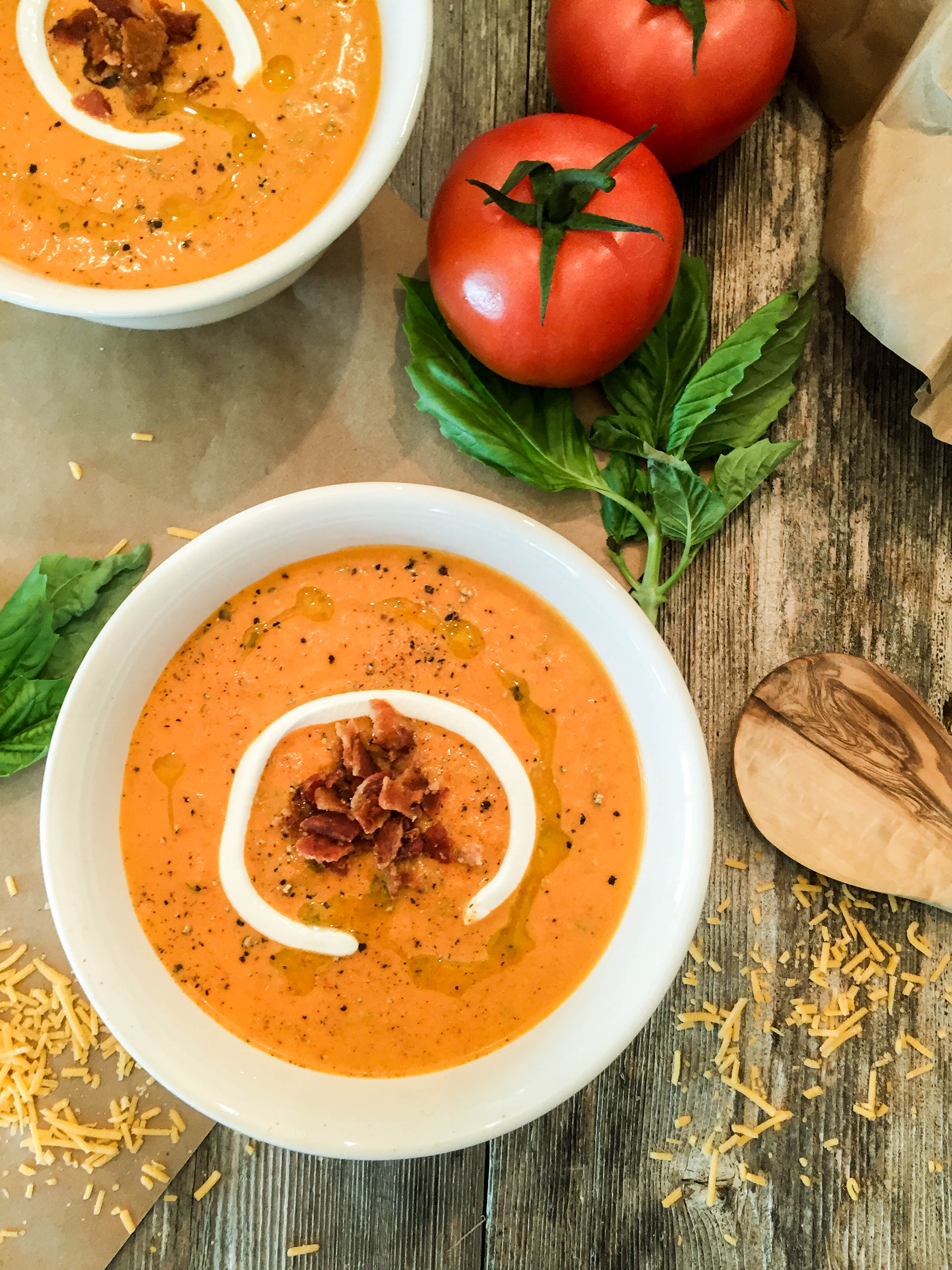 creamy-tomato-soup-with-bacon-and-cheddar